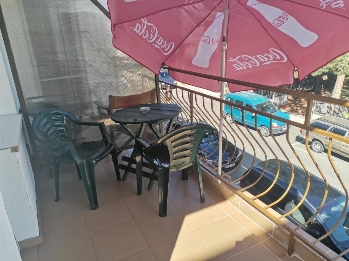 Kazlarov Guest House Kiten  Buitenkant foto
