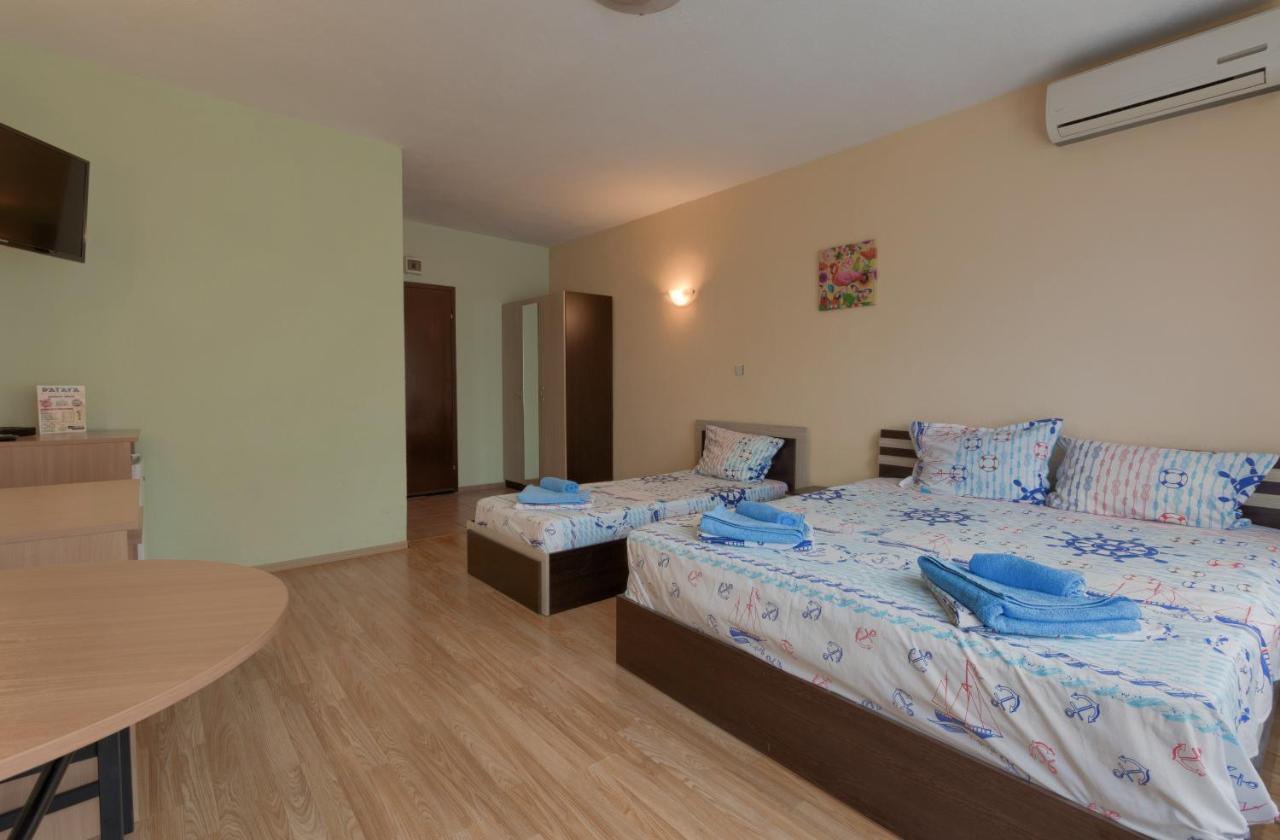 Kazlarov Guest House Kiten  Buitenkant foto