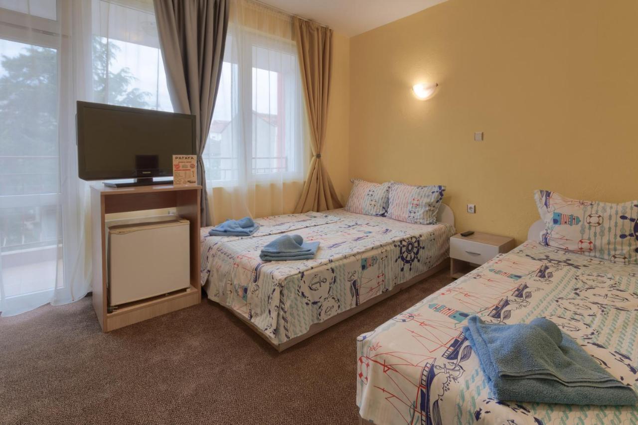 Kazlarov Guest House Kiten  Buitenkant foto