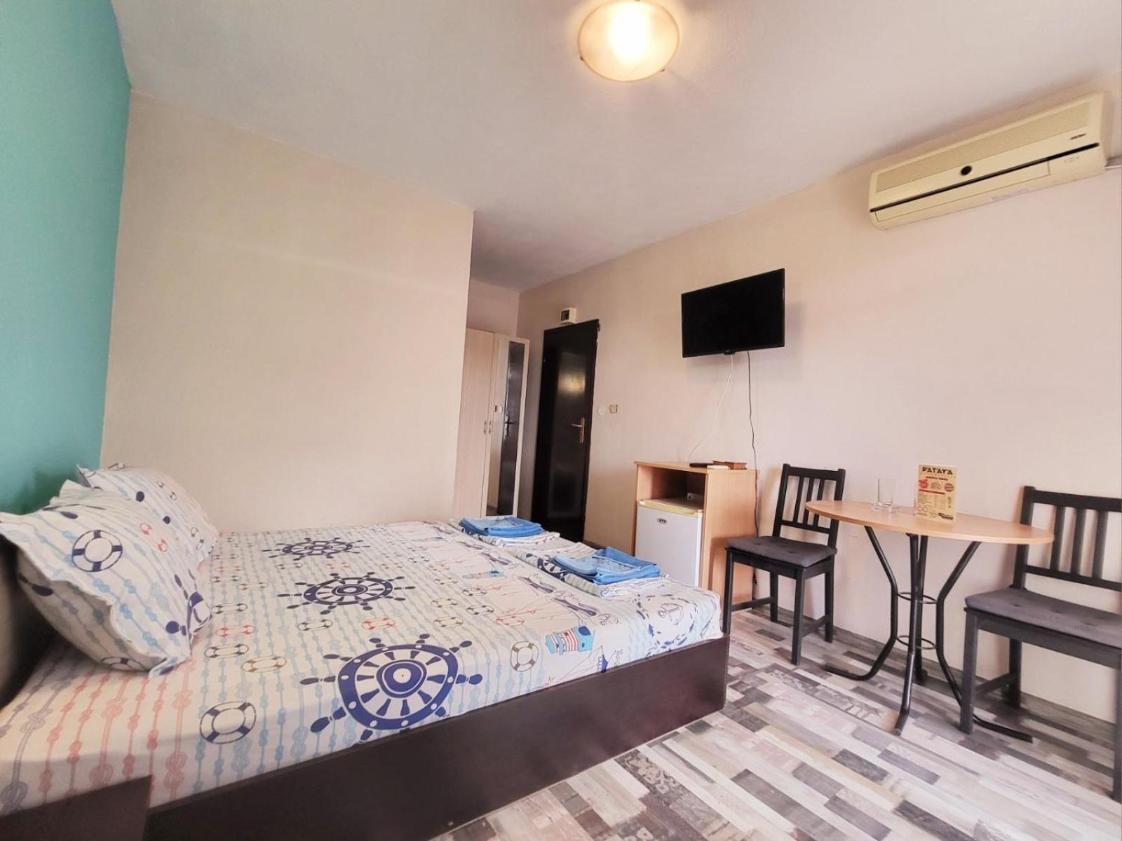 Kazlarov Guest House Kiten  Buitenkant foto